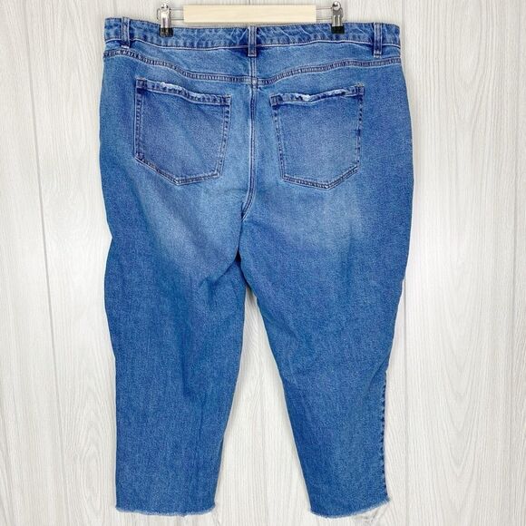 Lane Bryant | Distressed Midrise Boyfriend Jeans Size 18 - Picture 2 of 11